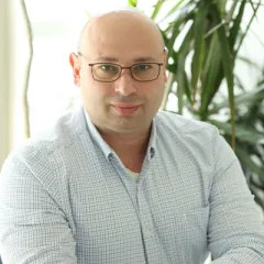דניאל איגלניק